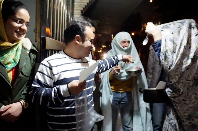 رێوڕەسمی کەوچکلێدان لە چوارشەممە سووریدا 